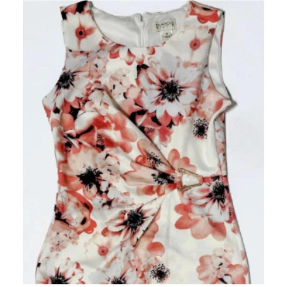 En Focus Studio Floral sleeveless dress with back zipper Size 10